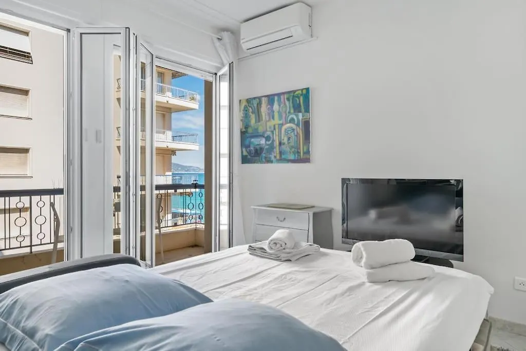 شقة La Piscine - Bord De Mer - Clim - Parking Inclus Petite Place مينتون